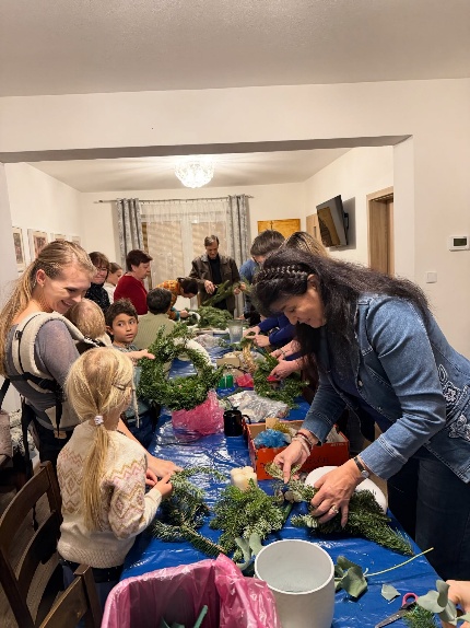 Může jít o obrázek stůl